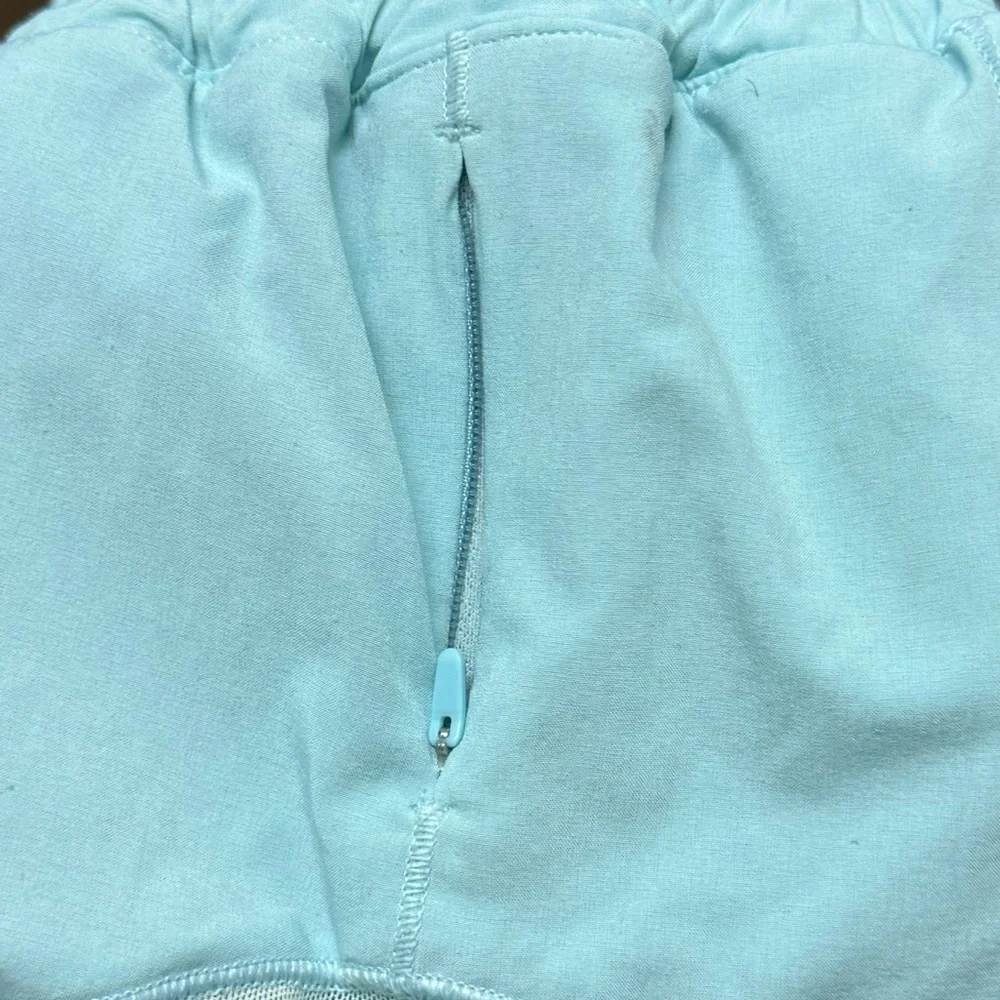 Lululemon Hotty Hot Low Rise Short - Picture 7 of 10